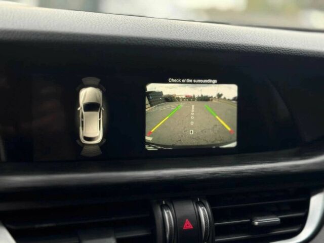 Білий Альфа Ромео Стелвіо, об'ємом двигуна 2 л та пробігом 34 тис. км за 10600 $, фото 10 на Automoto.ua