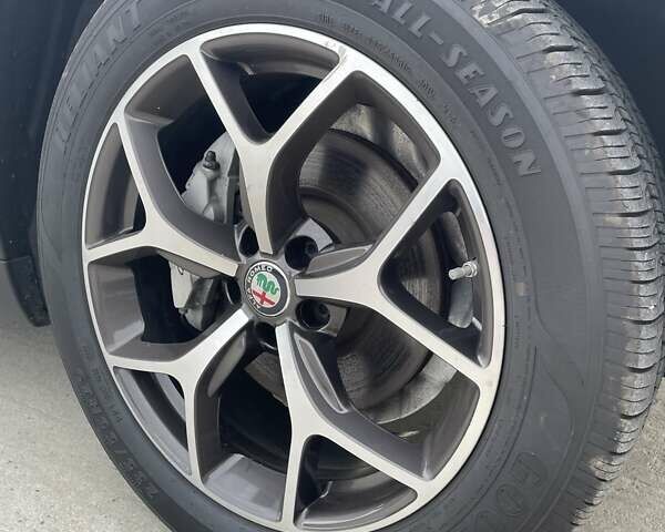 Белый Альфа Ромео Стелвио, объемом двигателя 2 л и пробегом 91 тыс. км за 20000 $, фото 21 на Automoto.ua