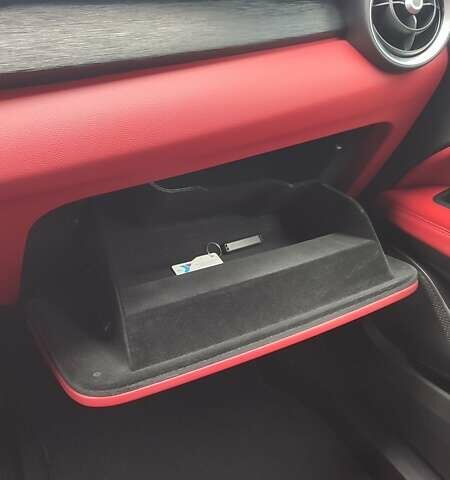 Белый Альфа Ромео Стелвио, объемом двигателя 2 л и пробегом 87 тыс. км за 21900 $, фото 40 на Automoto.ua