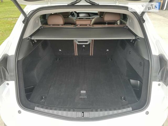 Белый Альфа Ромео Стелвио, объемом двигателя 2 л и пробегом 91 тыс. км за 20000 $, фото 18 на Automoto.ua