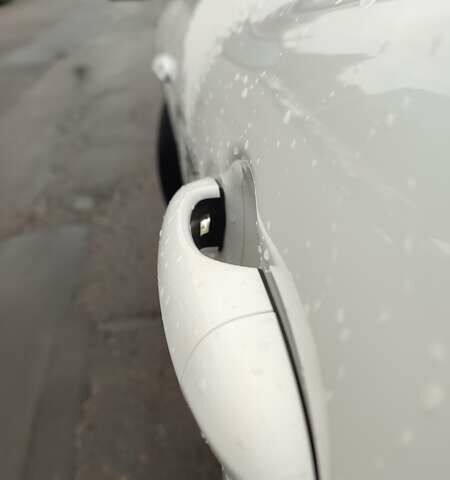 Белый Альфа Ромео Стелвио, объемом двигателя 2 л и пробегом 87 тыс. км за 21900 $, фото 27 на Automoto.ua