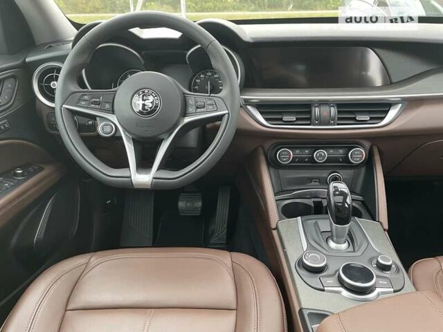 Белый Альфа Ромео Стелвио, объемом двигателя 2 л и пробегом 91 тыс. км за 20000 $, фото 34 на Automoto.ua