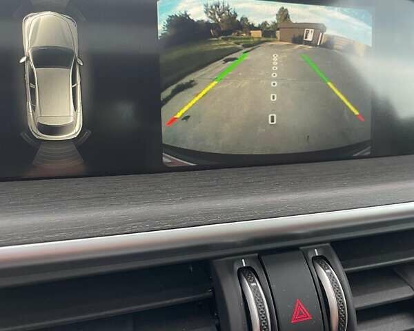 Білий Альфа Ромео Стелвіо, об'ємом двигуна 2 л та пробігом 99 тис. км за 21000 $, фото 22 на Automoto.ua