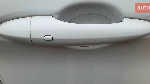 Белый Альфа Ромео Стелвио, объемом двигателя 2 л и пробегом 72 тыс. км за 13000 $, фото 15 на Automoto.ua