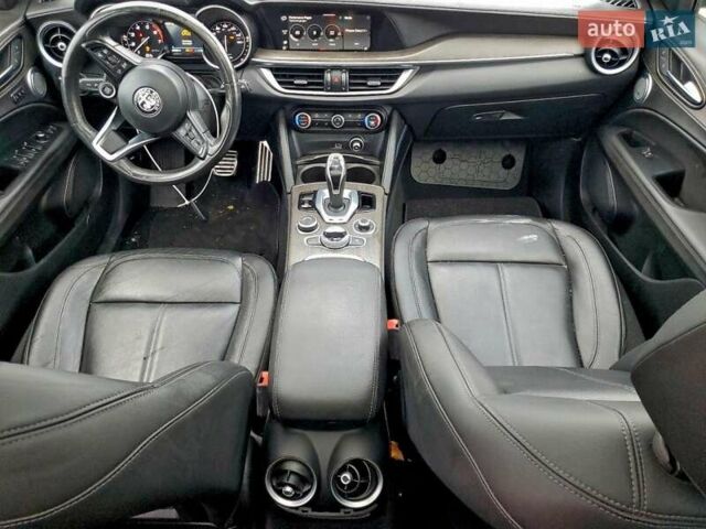 Белый Альфа Ромео Стелвио, объемом двигателя 2 л и пробегом 88 тыс. км за 8000 $, фото 7 на Automoto.ua