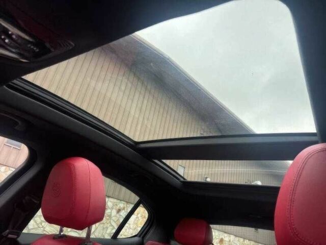 Білий Альфа Ромео Стелвіо, об'ємом двигуна 2 л та пробігом 45 тис. км за 15600 $, фото 13 на Automoto.ua