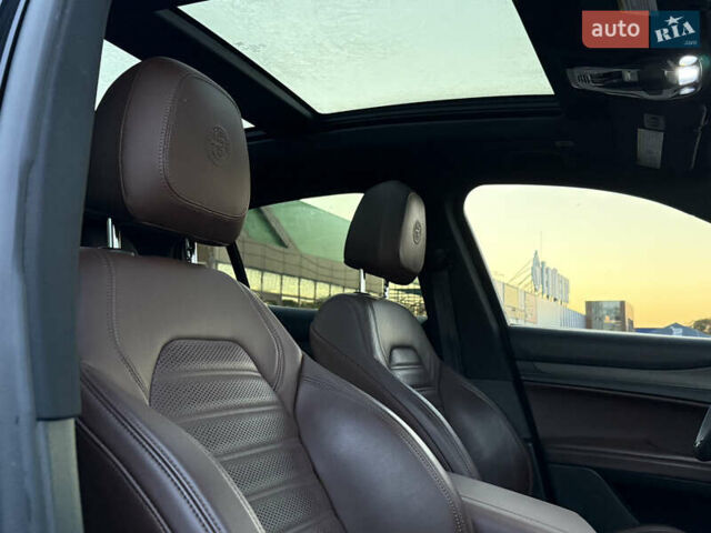 Чорний Альфа Ромео Стелвіо, об'ємом двигуна 2 л та пробігом 67 тис. км за 18500 $, фото 24 на Automoto.ua