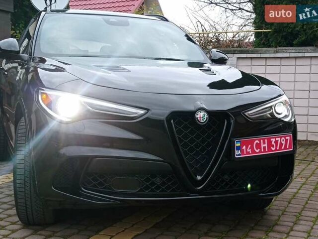 Черный Альфа Ромео Стелвио, объемом двигателя 2.89 л и пробегом 96 тыс. км за 35550 $, фото 18 на Automoto.ua
