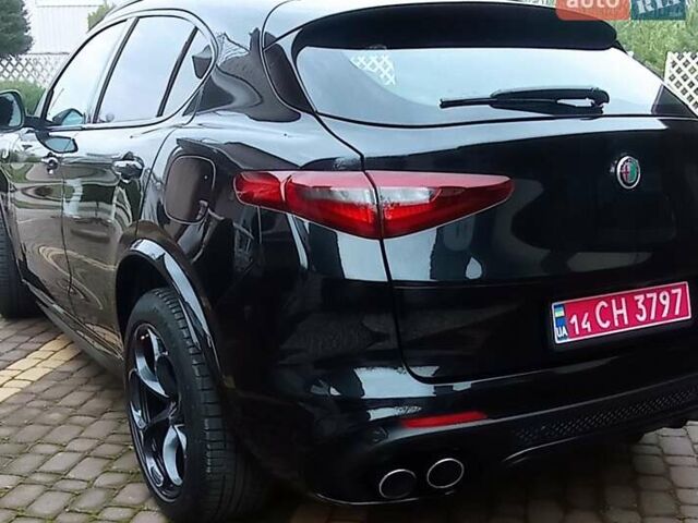 Черный Альфа Ромео Стелвио, объемом двигателя 2.89 л и пробегом 96 тыс. км за 35550 $, фото 11 на Automoto.ua