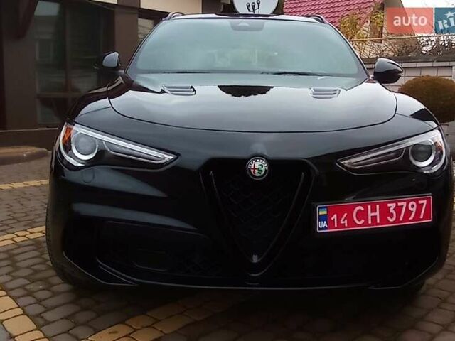 Черный Альфа Ромео Стелвио, объемом двигателя 2.89 л и пробегом 96 тыс. км за 35550 $, фото 14 на Automoto.ua