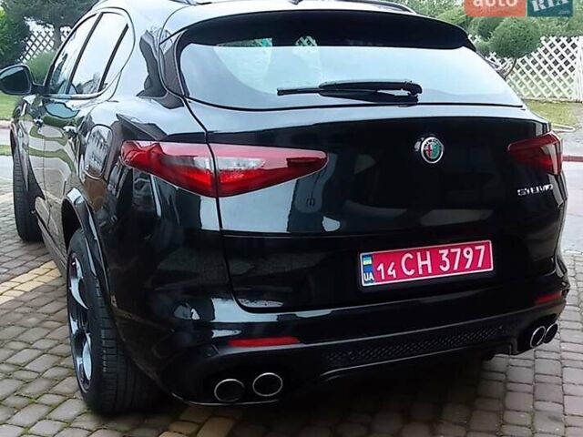 Черный Альфа Ромео Стелвио, объемом двигателя 2.89 л и пробегом 96 тыс. км за 35550 $, фото 10 на Automoto.ua