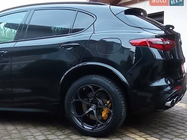 Черный Альфа Ромео Стелвио, объемом двигателя 2.89 л и пробегом 96 тыс. км за 35550 $, фото 7 на Automoto.ua