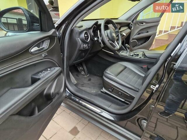 Чорний Альфа Ромео Стелвіо, об'ємом двигуна 2.14 л та пробігом 155 тис. км за 26800 $, фото 29 на Automoto.ua