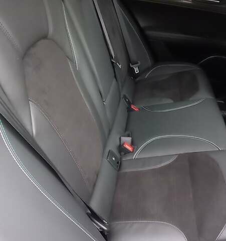 Черный Альфа Ромео Стелвио, объемом двигателя 2.89 л и пробегом 96 тыс. км за 35550 $, фото 29 на Automoto.ua