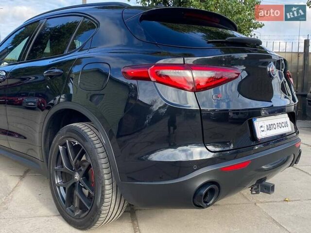 Альфа Ромео Стелвио 2019 в Киеве на Automoto.ua Черный Альфа Ромео Стелвио, объемом двигателя 2 л и пробегом 129 тыс. км за 24990 $, фото 7 на Automoto.ua