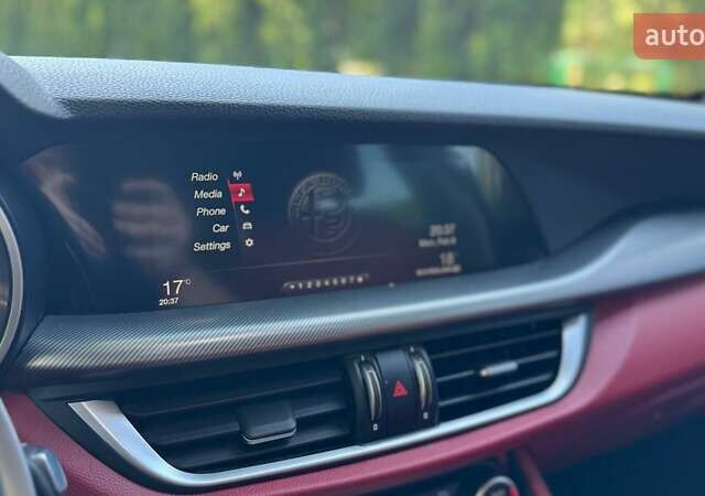 Черный Альфа Ромео Стелвио, объемом двигателя 2 л и пробегом 59 тыс. км за 26500 $, фото 22 на Automoto.ua