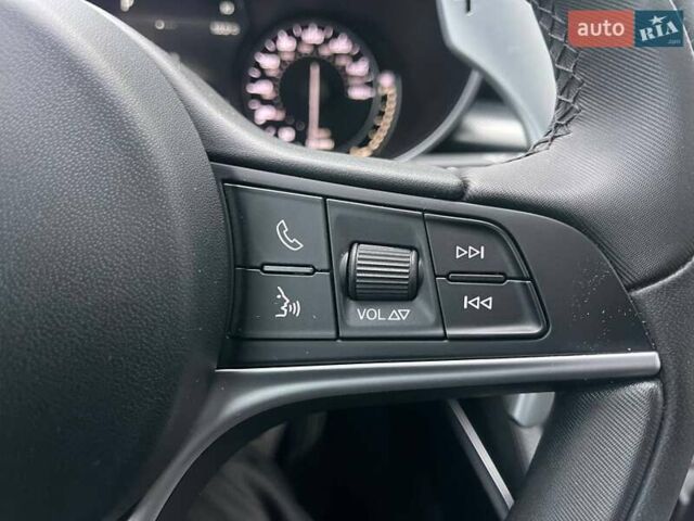 Чорний Альфа Ромео Стелвіо, об'ємом двигуна 2 л та пробігом 129 тис. км за 24990 $, фото 21 на Automoto.ua