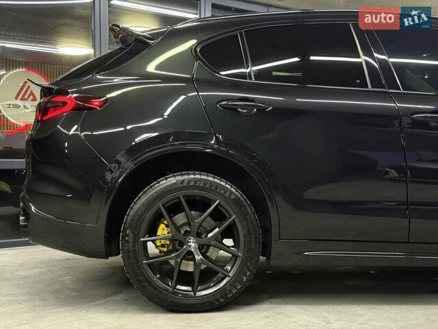 Альфа Ромео Стелвио 2020 в Одессе на Automoto.ua Черный Альфа Ромео Стелвио, объемом двигателя 2 л и пробегом 81 тыс. км за 27900 $, фото 17 на Automoto.ua