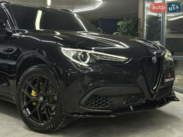 Альфа Ромео Стелвио 2020 в Одессе на Automoto.ua Черный Альфа Ромео Стелвио, объемом двигателя 2 л и пробегом 81 тыс. км за 27900 $, фото 3 на Automoto.ua