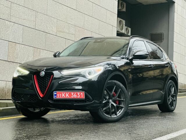 Черный Альфа Ромео Стелвио, объемом двигателя 2 л и пробегом 81 тыс. км за 22000 $, фото 7 на Automoto.ua