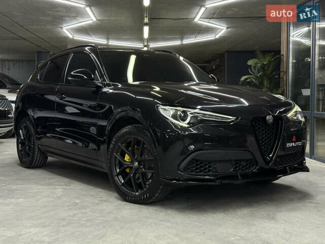 Альфа Ромео Стелвио 2020 в Одессе на Automoto.ua Черный Альфа Ромео Стелвио, объемом двигателя 2 л и пробегом 81 тыс. км за 27900 $, фото 1 на Automoto.ua