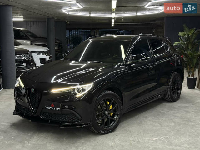 Альфа Ромео Стелвио 2020 в Одессе на Automoto.ua Черный Альфа Ромео Стелвио, объемом двигателя 2 л и пробегом 81 тыс. км за 27900 $, фото 5 на Automoto.ua