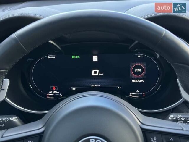 Чорний Альфа Ромео Стелвіо, об'ємом двигуна 2 л та пробігом 25 тис. км за 45500 $, фото 52 на Automoto.ua