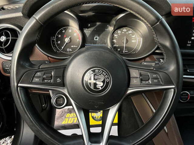 Коричневий Альфа Ромео Стелвіо, об'ємом двигуна 2 л та пробігом 81 тис. км за 22500 $, фото 10 на Automoto.ua