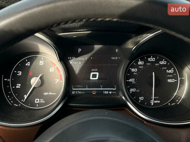 Коричневий Альфа Ромео Стелвіо, об'ємом двигуна 2 л та пробігом 81 тис. км за 22500 $, фото 11 на Automoto.ua
