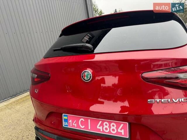 Червоний Альфа Ромео Стелвіо, об'ємом двигуна 2 л та пробігом 184 тис. км за 14500 $, фото 9 на Automoto.ua