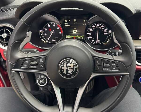 Червоний Альфа Ромео Стелвіо, об'ємом двигуна 2 л та пробігом 184 тис. км за 14500 $, фото 15 на Automoto.ua