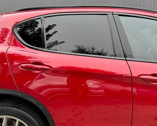 Червоний Альфа Ромео Стелвіо, об'ємом двигуна 2 л та пробігом 184 тис. км за 14500 $, фото 8 на Automoto.ua