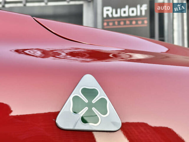 Красный Альфа Ромео Стелвио, объемом двигателя 2.9 л и пробегом 72 тыс. км за 44000 $, фото 10 на Automoto.ua
