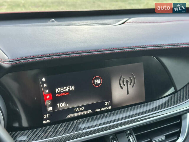 Красный Альфа Ромео Стелвио, объемом двигателя 2.9 л и пробегом 72 тыс. км за 44000 $, фото 50 на Automoto.ua