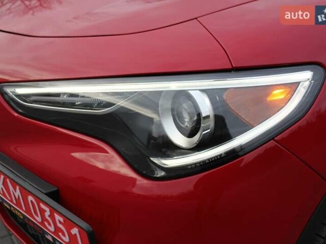 Красный Альфа Ромео Стелвио, объемом двигателя 2 л и пробегом 63 тыс. км за 21900 $, фото 15 на Automoto.ua