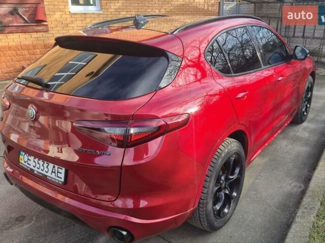 Красный Альфа Ромео Стелвио, объемом двигателя 2 л и пробегом 66 тыс. км за 28500 $, фото 6 на Automoto.ua