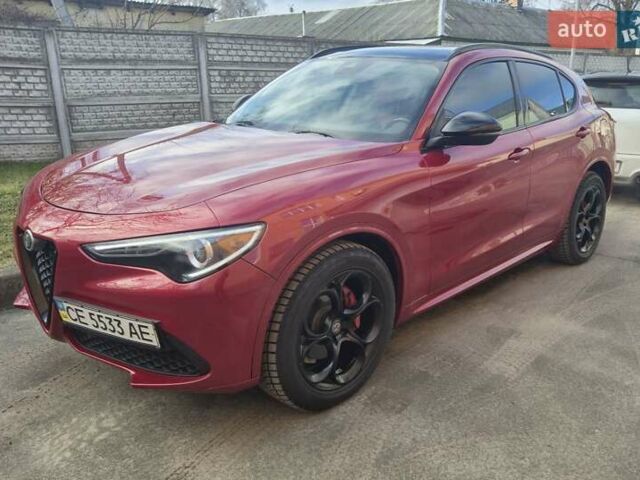 Красный Альфа Ромео Стелвио, объемом двигателя 2 л и пробегом 66 тыс. км за 28500 $, фото 3 на Automoto.ua