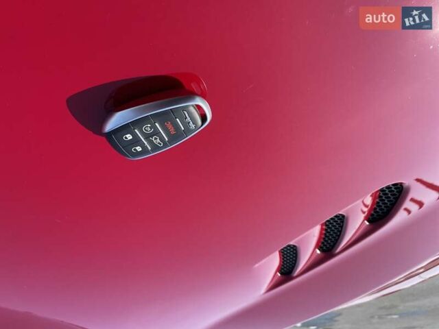 Красный Альфа Ромео Стелвио, объемом двигателя 2.9 л и пробегом 33 тыс. км за 57000 $, фото 71 на Automoto.ua