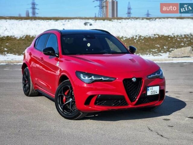 Красный Альфа Ромео Стелвио, объемом двигателя 2.9 л и пробегом 33 тыс. км за 57000 $, фото 11 на Automoto.ua