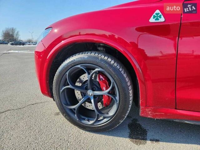 Красный Альфа Ромео Стелвио, объемом двигателя 2.9 л и пробегом 33 тыс. км за 57000 $, фото 66 на Automoto.ua
