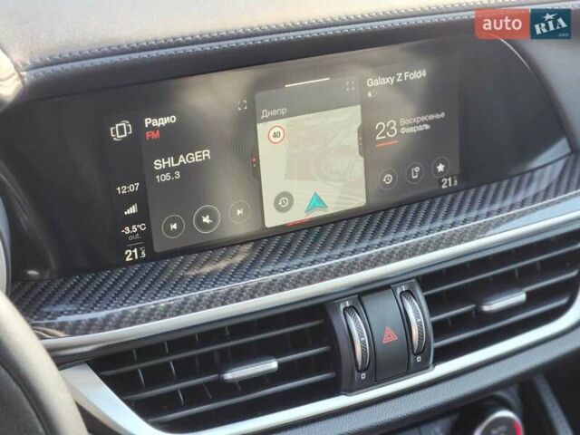 Красный Альфа Ромео Стелвио, объемом двигателя 2.9 л и пробегом 33 тыс. км за 57000 $, фото 65 на Automoto.ua