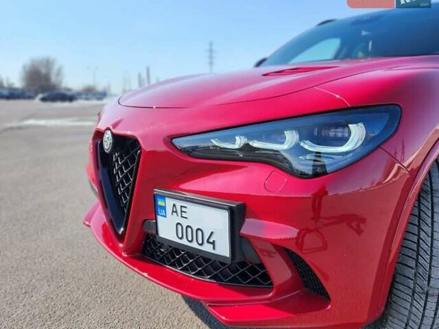 Красный Альфа Ромео Стелвио, объемом двигателя 2.9 л и пробегом 33 тыс. км за 57000 $, фото 25 на Automoto.ua