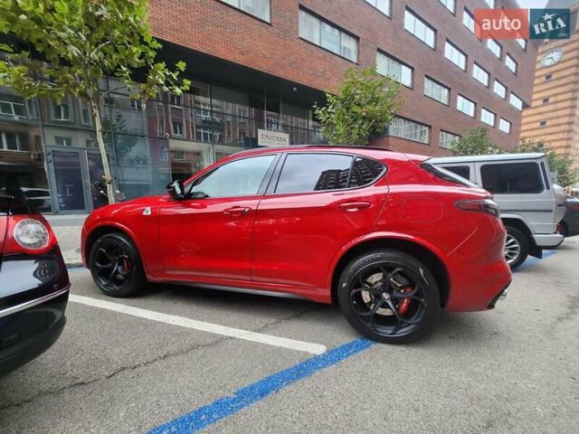 Красный Альфа Ромео Стелвио, объемом двигателя 2.9 л и пробегом 33 тыс. км за 57000 $, фото 12 на Automoto.ua