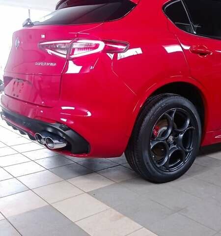 Красный Альфа Ромео Стелвио, объемом двигателя 2 л и пробегом 13 тыс. км за 32500 $, фото 17 на Automoto.ua