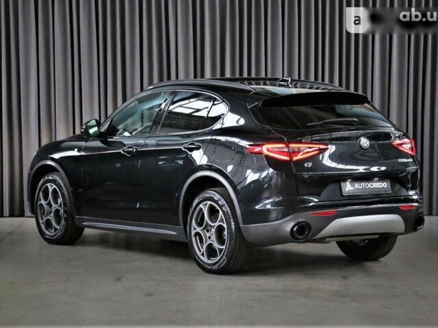 Альфа Ромео Стелвио, объемом двигателя 2 л и пробегом 10 тыс. км за 42900 $, фото 4 на Automoto.ua