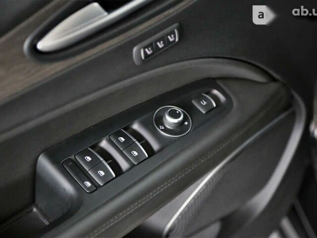 Альфа Ромео Стелвио, объемом двигателя 2 л и пробегом 10 тыс. км за 42900 $, фото 23 на Automoto.ua