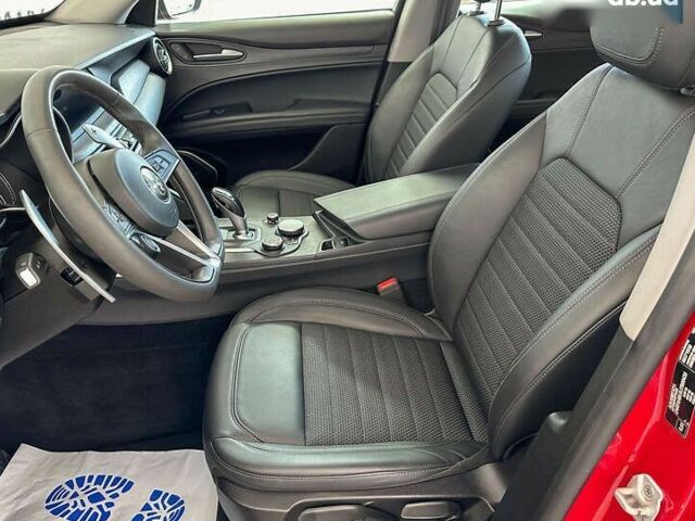 Альфа Ромео Стелвио, объемом двигателя 2.1 л и пробегом 103 тыс. км за 22850 $, фото 14 на Automoto.ua