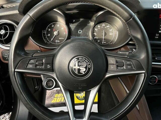Альфа Ромео Стелвио, объемом двигателя 2 л и пробегом 81 тыс. км за 22500 $, фото 10 на Automoto.ua