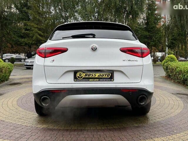Альфа Ромео Стелвіо, об'ємом двигуна 2 л та пробігом 112 тис. км за 16500 $, фото 5 на Automoto.ua