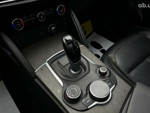 Альфа Ромео Стелвіо, об'ємом двигуна 2 л та пробігом 112 тис. км за 16500 $, фото 18 на Automoto.ua